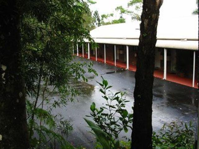 Malanda Lodge Buitenkant foto