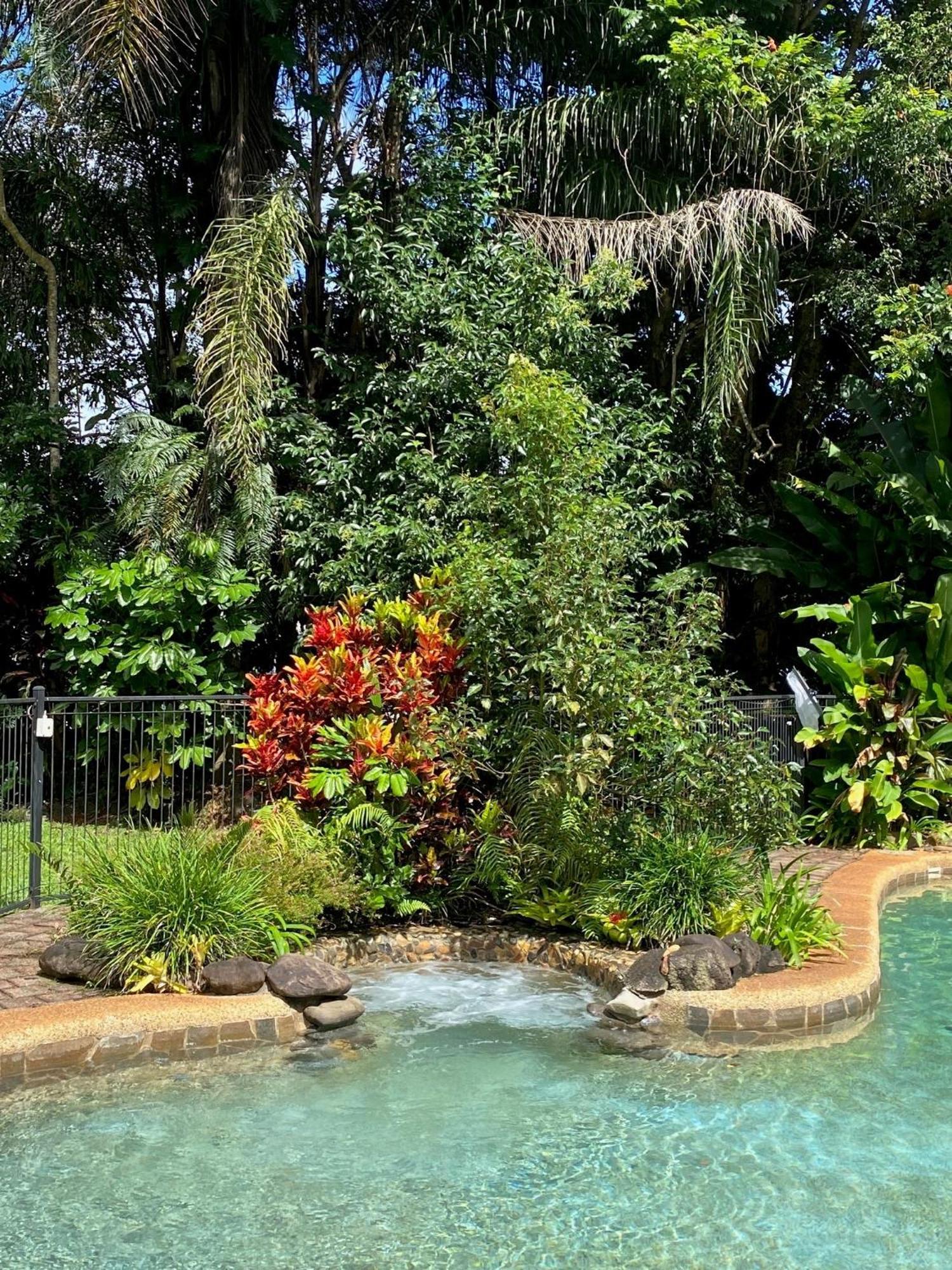 Malanda Lodge Buitenkant foto